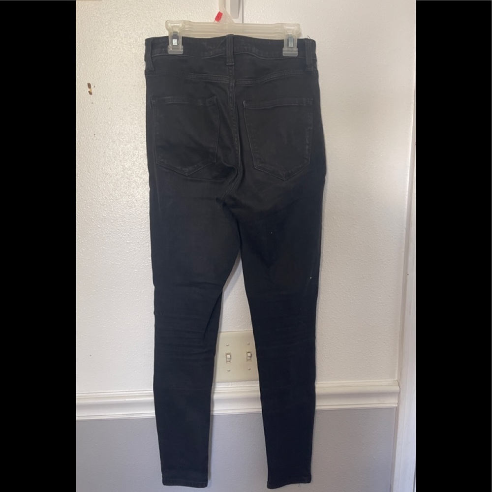 Black skinny jeans